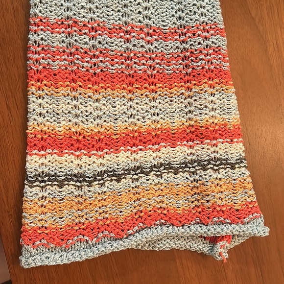 POL Women's V-Neck Sweater with Hood - Gray and Multicolor - Picture 4 of 6